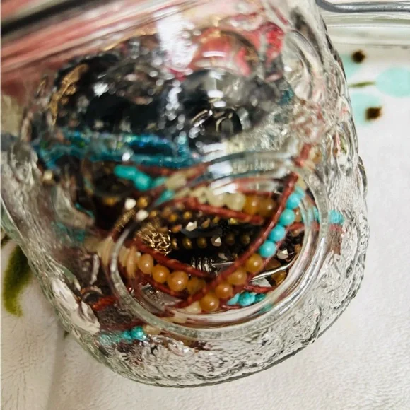 Jewelry bundle-necklace, earrings all wearable. - Picture 5 of 5